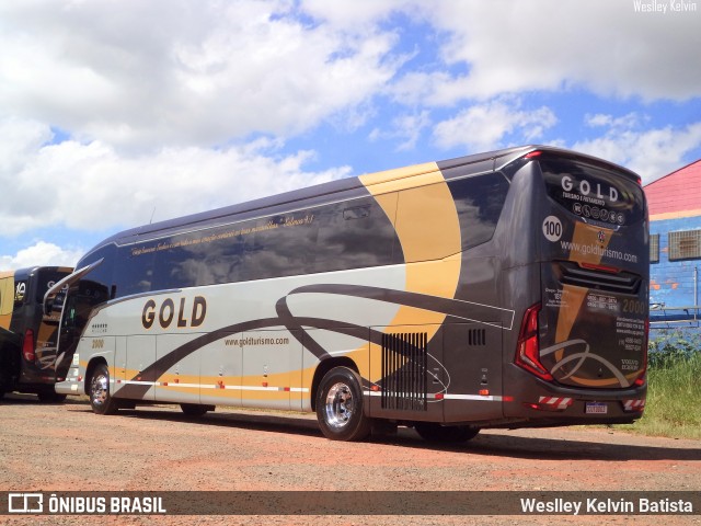 Gold Turismo e Fretamento 2000 na cidade de Itu, São Paulo, Brasil, por Weslley Kelvin Batista. Número da foto: #12693324.