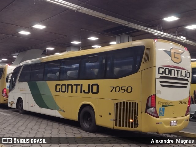 Empresa Gontijo de Transportes 7050 na cidade de Belo Horizonte, Minas Gerais, Brasil, por Alexandre  Magnus. Número da foto: #12695297.