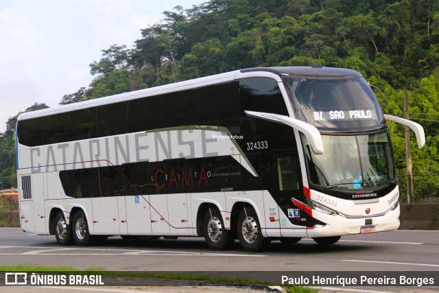 Auto Viação Catarinense 324333 na cidade de Piraí, Rio de Janeiro, Brasil, por Paulo Henrique Pereira Borges. Número da foto: #12693241.
