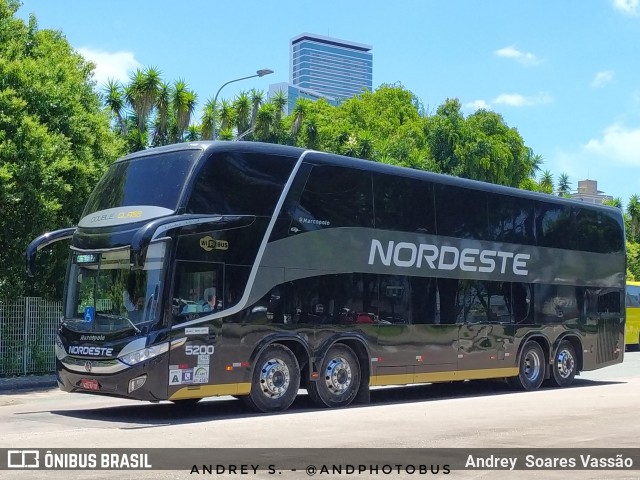 Expresso Nordeste 5200 na cidade de Curitiba, Paraná, Brasil, por Andrey  Soares Vassão. Número da foto: #12722193.