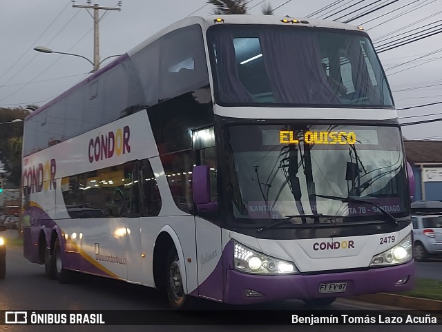 Condorbus 2479 na cidade de El Tabo, San Antonio, Valparaíso, Chile, por Benjamín Tomás Lazo Acuña. Número da foto: #12722414.
