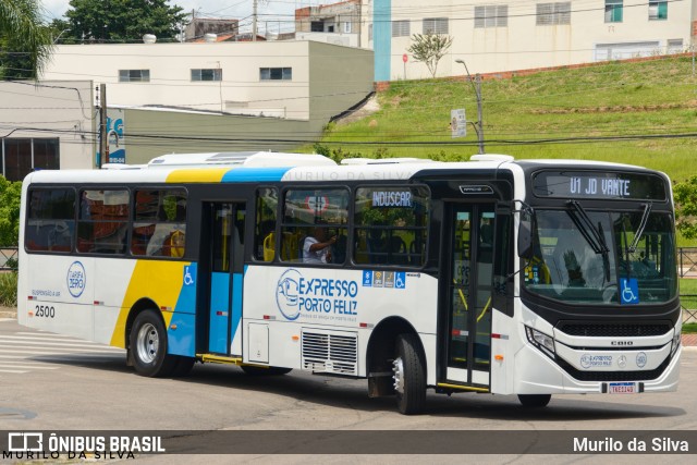 American Vans Transportes e Turismo 2500 na cidade de Porto Feliz, São Paulo, Brasil, por Murilo da Silva. Número da foto: #12720115.