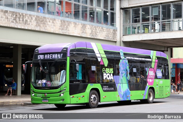 Nortran Transportes Coletivos 9202 na cidade de Porto Alegre, Rio Grande do Sul, Brasil, por Rodrigo Barraza. Número da foto: #12724958.