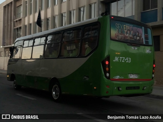 Viña Bus 99 na cidade de Valparaíso, Valparaíso, Valparaíso, Chile, por Benjamín Tomás Lazo Acuña. Número da foto: #12725723.