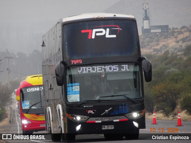 TPL - Talca París y Londres 7080 na cidade de Los Andes, Los Andes, Valparaíso, Chile, por Cristian Espinoza. Número da foto: #12723002.