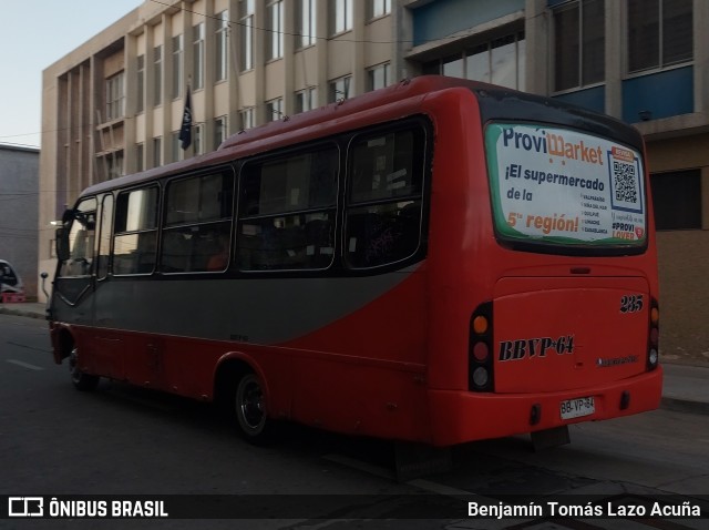 Transportes Fenur 285 na cidade de Valparaíso, Valparaíso, Valparaíso, Chile, por Benjamín Tomás Lazo Acuña. Número da foto: #12725731.
