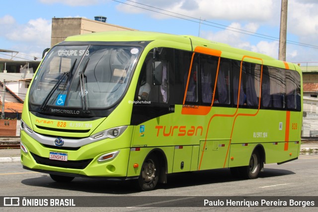 Tursan - Turismo Santo André 828 na cidade de Barra Mansa, Rio de Janeiro, Brasil, por Paulo Henrique Pereira Borges. Número da foto: #12726875.