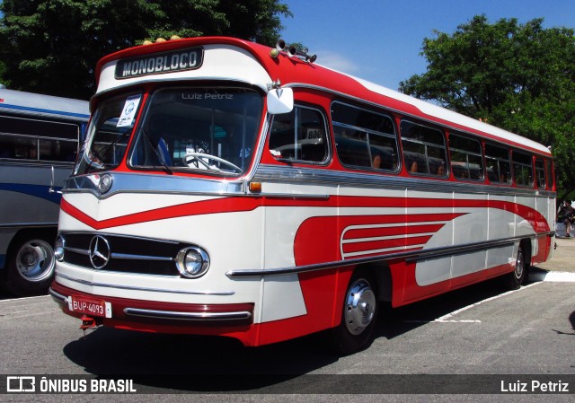 Mercedes-Benz MONOBLOCO O-321 na cidade de São Paulo, São Paulo, Brasil, por Luiz Petriz. Número da foto: #12726986.