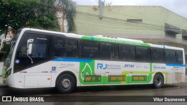 Transportes Santo Antônio RJ 161.300 na cidade de Duque de Caxias, Rio de Janeiro, Brasil, por Vitor Dasneves. Número da foto: #12726984.
