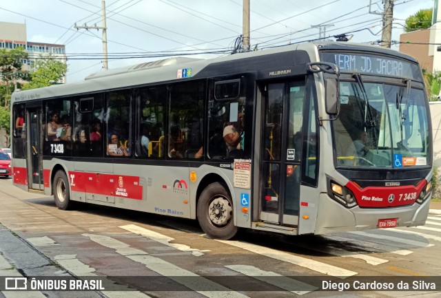 Viação Metrópole Paulista - Zona Sul 7 3438 na cidade de São Paulo, São Paulo, Brasil, por Diego Cardoso da Silva. Número da foto: #12731565.