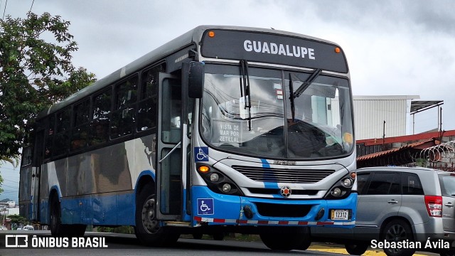 Buses Guadalupe 72 na cidade de Ipís, Goicoechea, San José, Costa Rica, por Sebastian Ávila. Número da foto: #12729454.