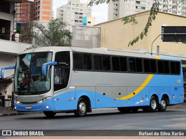 Ônibus Particulares 1500 na cidade de Belo Horizonte, Minas Gerais, Brasil, por Rafael da Silva Xarão. Número da foto: #12730868.