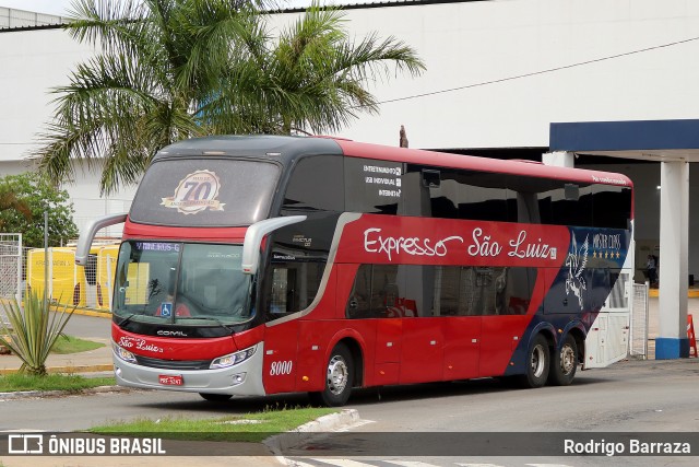 Expresso São Luiz 8000 na cidade de Goiânia, Goiás, Brasil, por Rodrigo Barraza. Número da foto: #12730901.