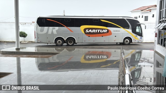 Saritur - Santa Rita Transporte Urbano e Rodoviário 30800 na cidade de Capelinha, Minas Gerais, Brasil, por Paulo Henrique Coelho Correa. Número da foto: #12729520.