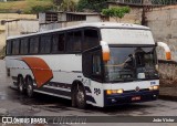 Ônibus Particulares 590 na cidade de Belo Horizonte, Minas Gerais, Brasil, por João Victor. Número da foto: #:id.