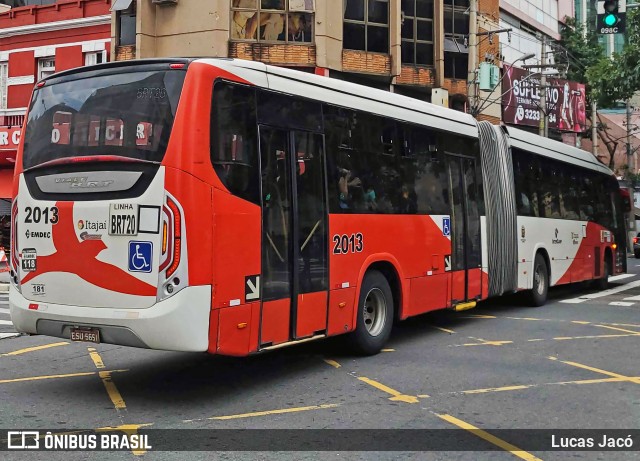 Itajaí Transportes Coletivos 2013 na cidade de Campinas, São Paulo, Brasil, por Lucas Jacó. Número da foto: #12733640.