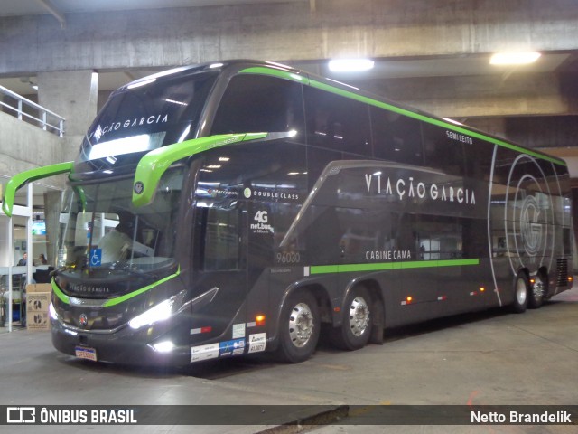 Viação Garcia 96030 na cidade de Curitiba, Paraná, Brasil, por Netto Brandelik. Número da foto: #12735240.