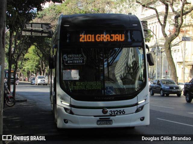 Coletivos São Lucas 31296 na cidade de Belo Horizonte, Minas Gerais, Brasil, por Douglas Célio Brandao. Número da foto: #12737470.