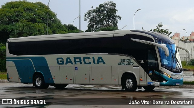Viação Garcia 82108 na cidade de Maringá, Paraná, Brasil, por João Vitor Bezerra Destefani. Número da foto: #12736639.