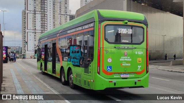 TRANSPPASS - Transporte de Passageiros 8 1221 na cidade de São Paulo, São Paulo, Brasil, por Lucas Kevin. Número da foto: #12736631.