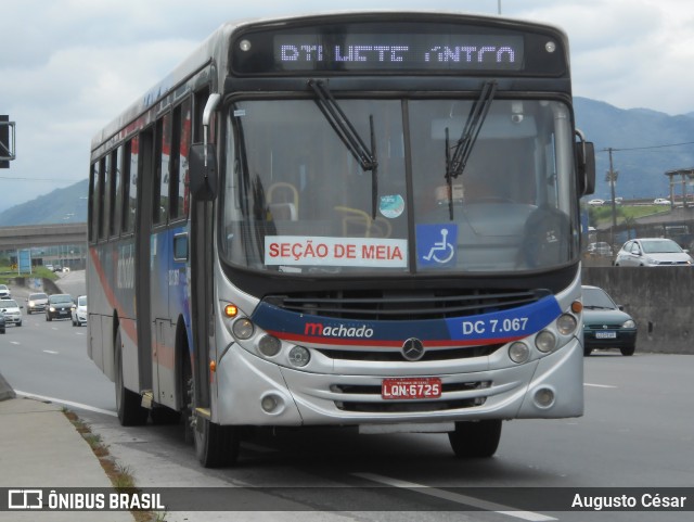 Transportes Machado DC 7.067 na cidade de Duque de Caxias, Rio de Janeiro, Brasil, por Augusto César. Número da foto: #12739123.