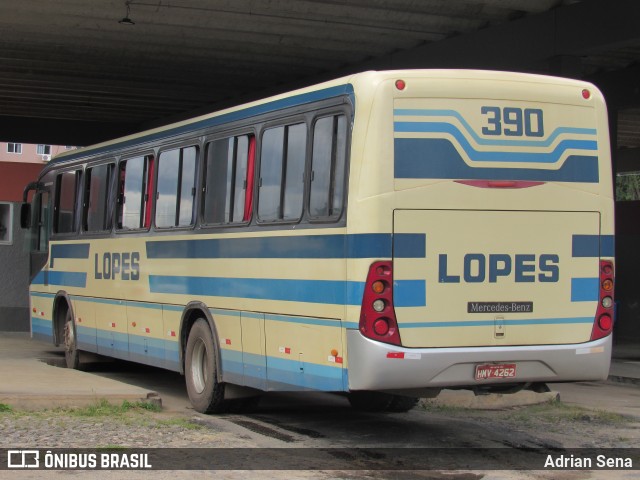 Viação Lopes 390 na cidade de São Domingos do Prata, Minas Gerais, Brasil, por Adrian Sena. Número da foto: #12738996.