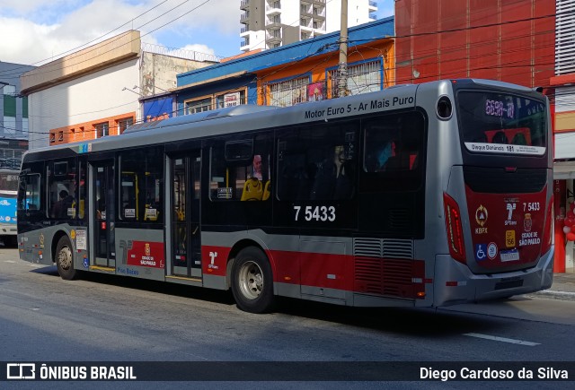 Nova Paineira Transportes Urbanos S.A 7 5433 na cidade de São Paulo, São Paulo, Brasil, por Diego Cardoso da Silva. Número da foto: #12743788.