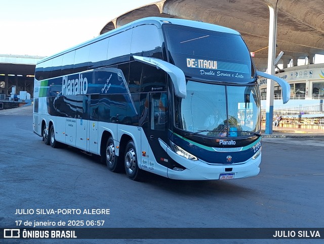 Planalto Transportes 2208 na cidade de Porto Alegre, Rio Grande do Sul, Brasil, por JULIO SILVA. Número da foto: #12741141.