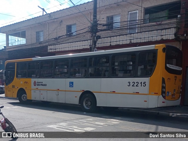 Viação Metrópole Paulista - Zona Leste 3 2215 na cidade de São Paulo, São Paulo, Brasil, por Davi Santos Silva. Número da foto: #12744687.