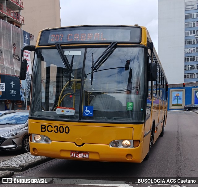 Transporte Coletivo Glória BC300 na cidade de Curitiba, Paraná, Brasil, por BUSOLOGIA ACS Caetano. Número da foto: #12745313.