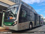 Via Sudeste Transportes S.A. 5 1080 na cidade de São Paulo, São Paulo, Brasil, por Erick Primilla Pereira. Número da foto: #:id.
