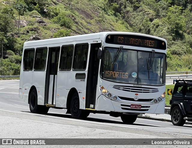 Ônibus Particulares 5017 na cidade de Petrópolis, Rio de Janeiro, Brasil, por Leonardo Oliveira. Número da foto: #12748075.
