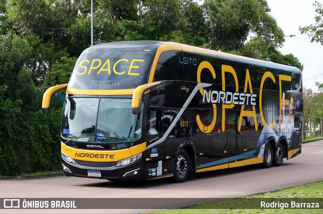 Expresso Nordeste 6072 na cidade de Curitiba, Paraná, Brasil, por Rodrigo Barraza. Número da foto: #12747730.