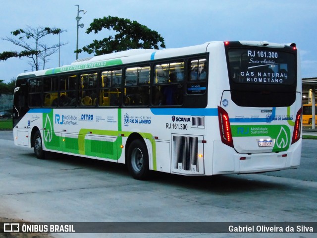 Transportes Santo Antônio RJ 161.300 na cidade de Rio de Janeiro, Rio de Janeiro, Brasil, por Gabriel Oliveira da Silva. Número da foto: #12747835.