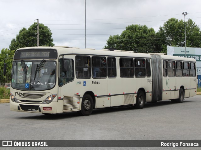 Expresso Azul 17424 na cidade de Pinhais, Paraná, Brasil, por Rodrigo Fonseca. Número da foto: #12749115.