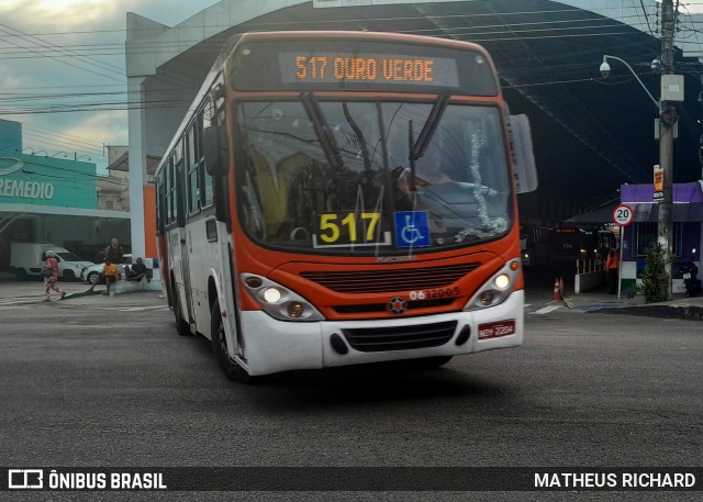 Expresso Coroado 0612005 na cidade de Manaus, Amazonas, Brasil, por MATHEUS RICHARD. Número da foto: #12696951.