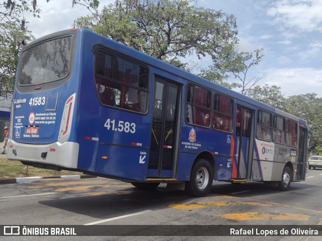 Radial Transporte Coletivo 41.583 na cidade de Arujá, São Paulo, Brasil, por Rafael Lopes de Oliveira. Número da foto: #12696166.