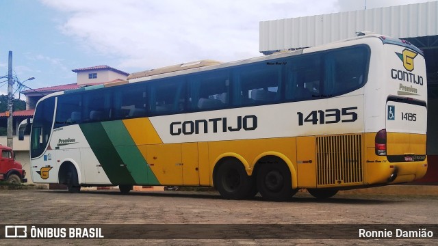 Empresa Gontijo de Transportes 14135 na cidade de São João Evangelista, Minas Gerais, Brasil, por Ronnie Damião. Número da foto: #12697855.