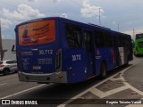 Empresa de Ônibus Vila Galvão 30.712 na cidade de São Paulo, São Paulo, Brasil, por Rogério Teixeira Varadi. Número da foto: #12697176.