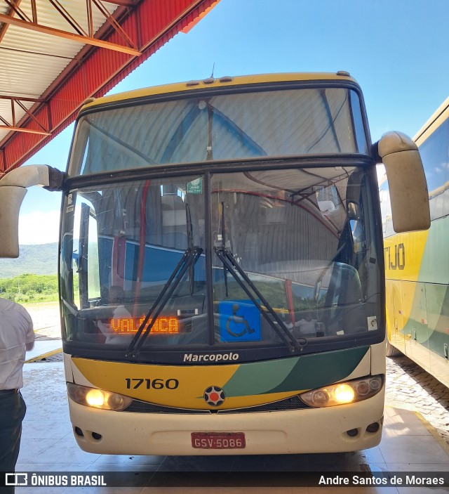 Empresa Gontijo de Transportes 17160 na cidade de Itaobim, Minas Gerais, Brasil, por Andre Santos de Moraes. Número da foto: #12750051.