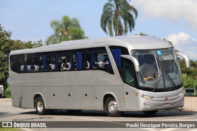Ônibus Particulares 2C74 na cidade de Barra do Piraí, Rio de Janeiro, Brasil, por Paulo Henrique Pereira Borges. Número da foto: #12751467.