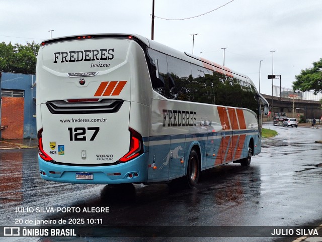 Expresso Frederes > Frederes Turismo 127 na cidade de Porto Alegre, Rio Grande do Sul, Brasil, por JULIO SILVA. Número da foto: #12750198.