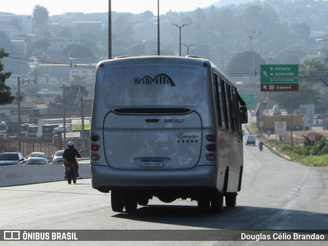 Ônibus Particulares 4A02 na cidade de Belo Horizonte, Minas Gerais, Brasil, por Douglas Célio Brandao. Número da foto: #12754117.
