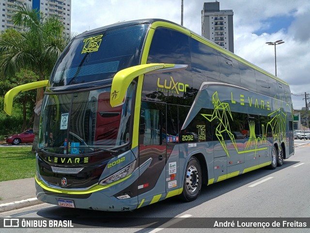 Levare Transportes 2092 na cidade de Barueri, São Paulo, Brasil, por André Lourenço de Freitas. Número da foto: #12753512.