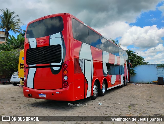 Ônibus Particulares KRE9C92 na cidade de Cândido Sales, Bahia, Brasil, por Wellington de Jesus Santos. Número da foto: #12753680.