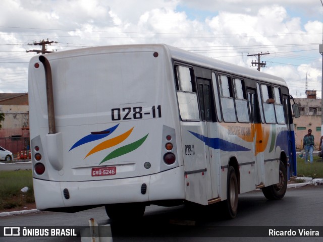Transportes Novo Gama 028-11 na cidade de Novo Gama, Goiás, Brasil, por Ricardo Vieira. Número da foto: #12753735.