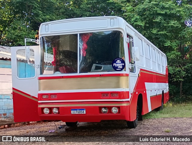 Ônibus Particulares 0D58 na cidade de Seara, Santa Catarina, Brasil, por Luís Gabriel H. Macedo. Número da foto: #12753310.