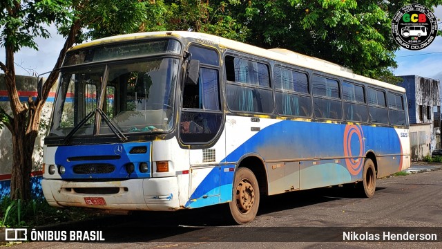 Ônibus Particulares 5925 na cidade de Tucuruí, Pará, Brasil, por Nikolas Henderson. Número da foto: #12754147.