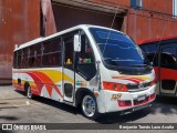 Buses Carolina del Valle 217 na cidade de Valparaíso, Valparaíso, Valparaíso, Chile, por Benjamín Tomás Lazo Acuña. Número da foto: #12752657.
