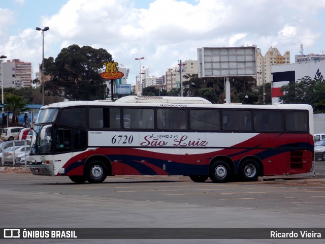 Expresso São Luiz 6720 na cidade de Goiânia, Goiás, Brasil, por Ricardo Vieira. Número da foto: #12756154.